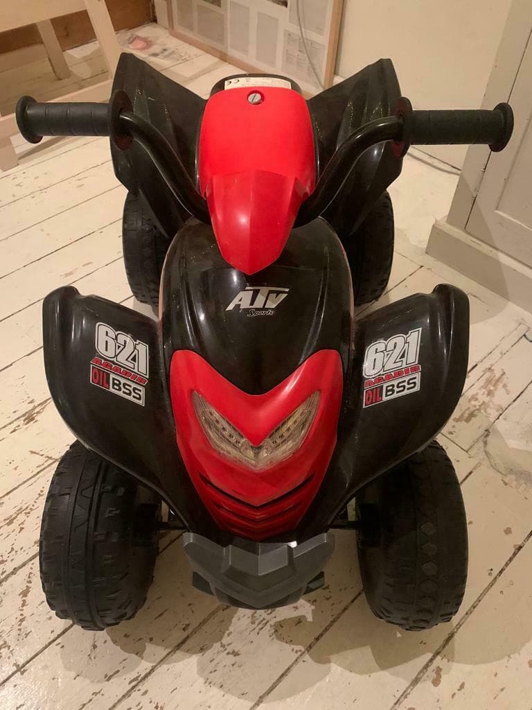 Kids electric quad — image 1 of 3
