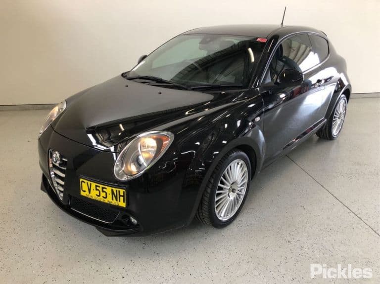 2014 Alfa Romeo Mito — image 1 of 11