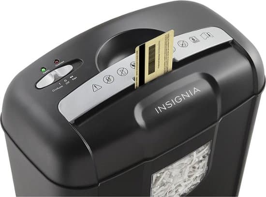 Insigniaâ„¢ - 6-Sheet Crosscut Shredder - Black — image 4 of 7