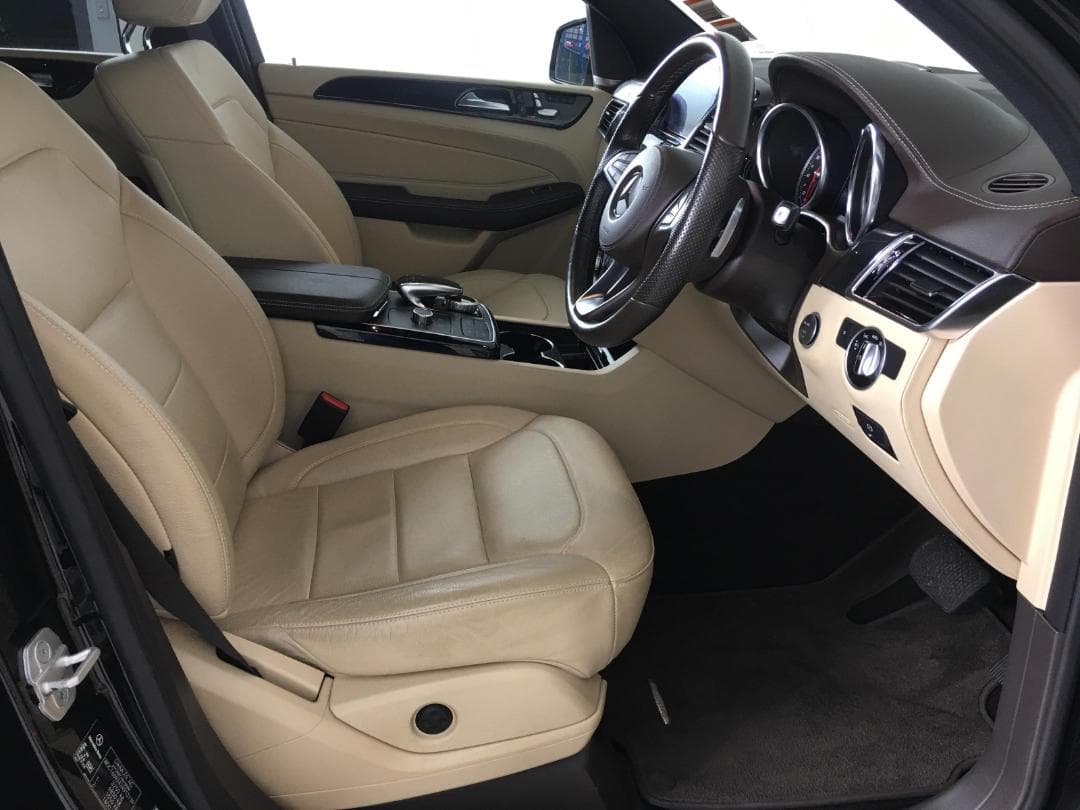 2017 Mercedes-Benz GLS 350 D AMG 4Matic 4WD — image 3 of 3