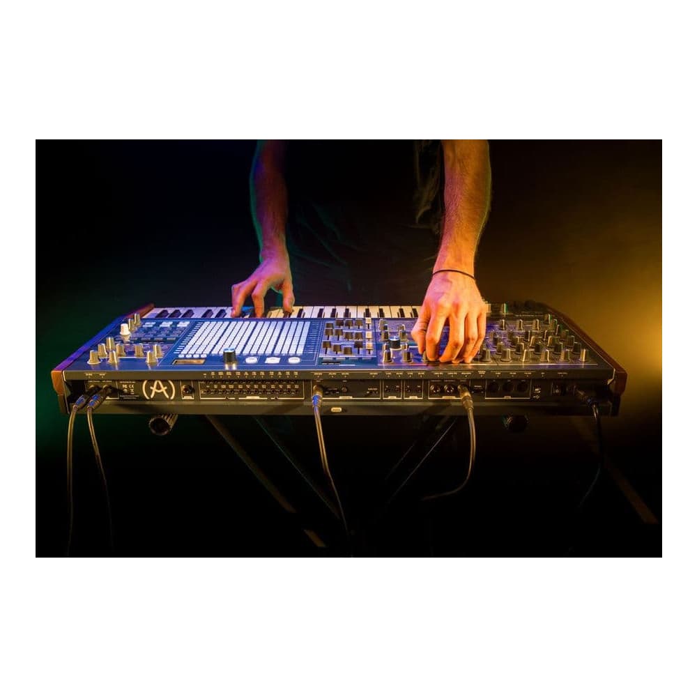 ARTURIA MATRIXBRUTE ANALOGUE HARDWARE SYNTHESIZER - FREE CASE WORTH $599 — image 3 of 3