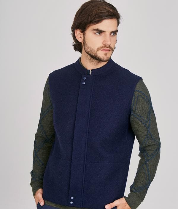 Man vest (Reversible) C002 — image 2 of 5