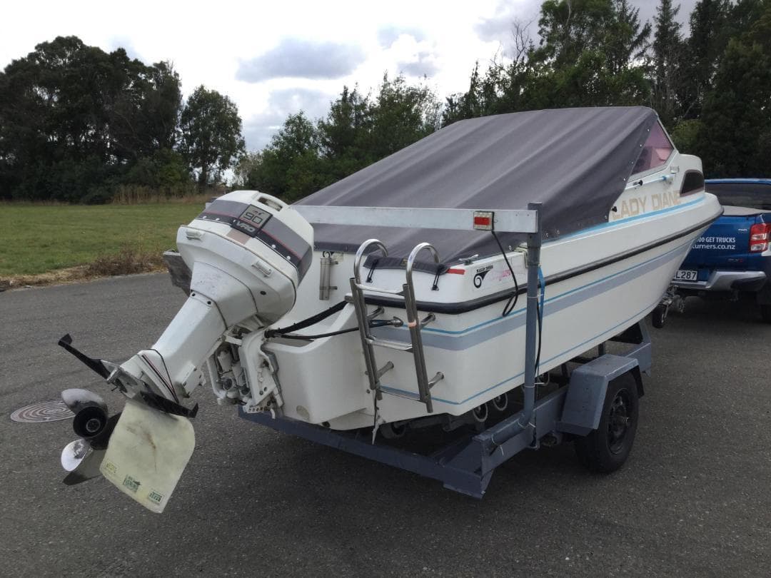 1989 Marlborough Rapier 518 Boat — image 2 of 2