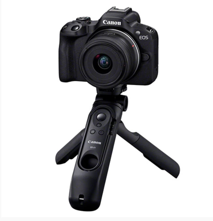 Canon EOS R50 RF-S 18-45mm Creator Kit — image 2 of 3