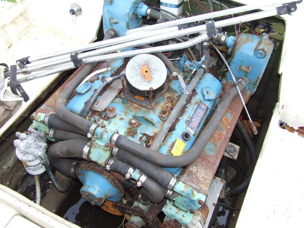 FISHING SPEED BOAT — image 3 of 9