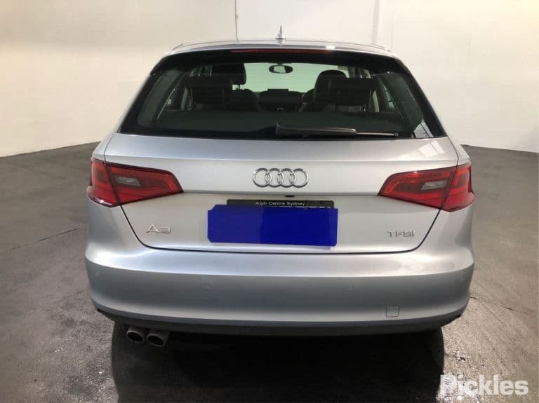 2015 Audi A3 — image 3 of 10