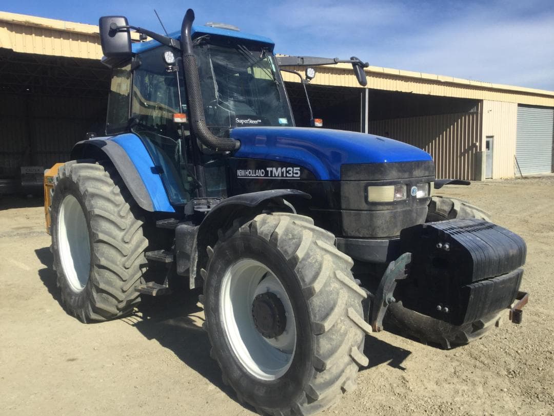 2005 New Holland TM135 Tractor — image 2 of 2