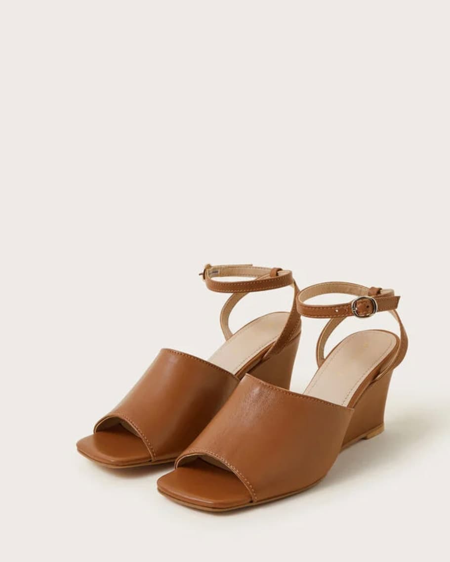 Wedge sandals tan — image 1 of 2