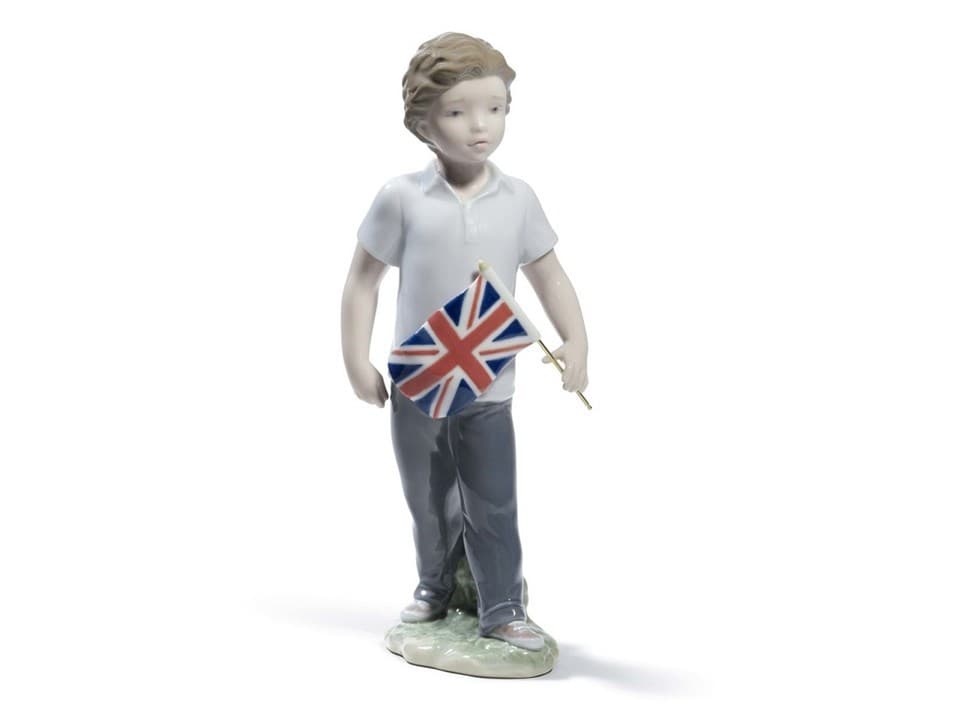 Lladro 01008603 Proud Of Your Kingdom (Boy) - P4391 — image 2 of 2