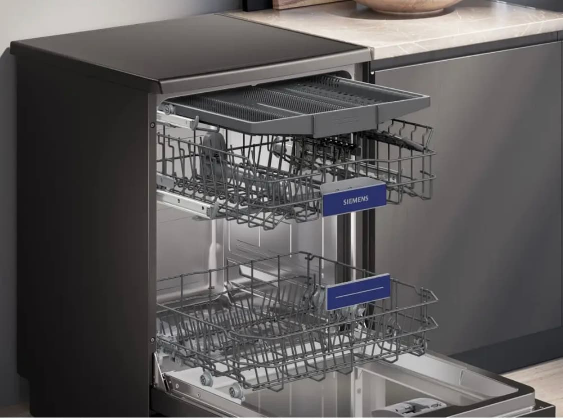 Siemens SN23EC03ME IQ-300 60cm Freestanding Dishwasher – BLACK STEEL — image 2 of 3