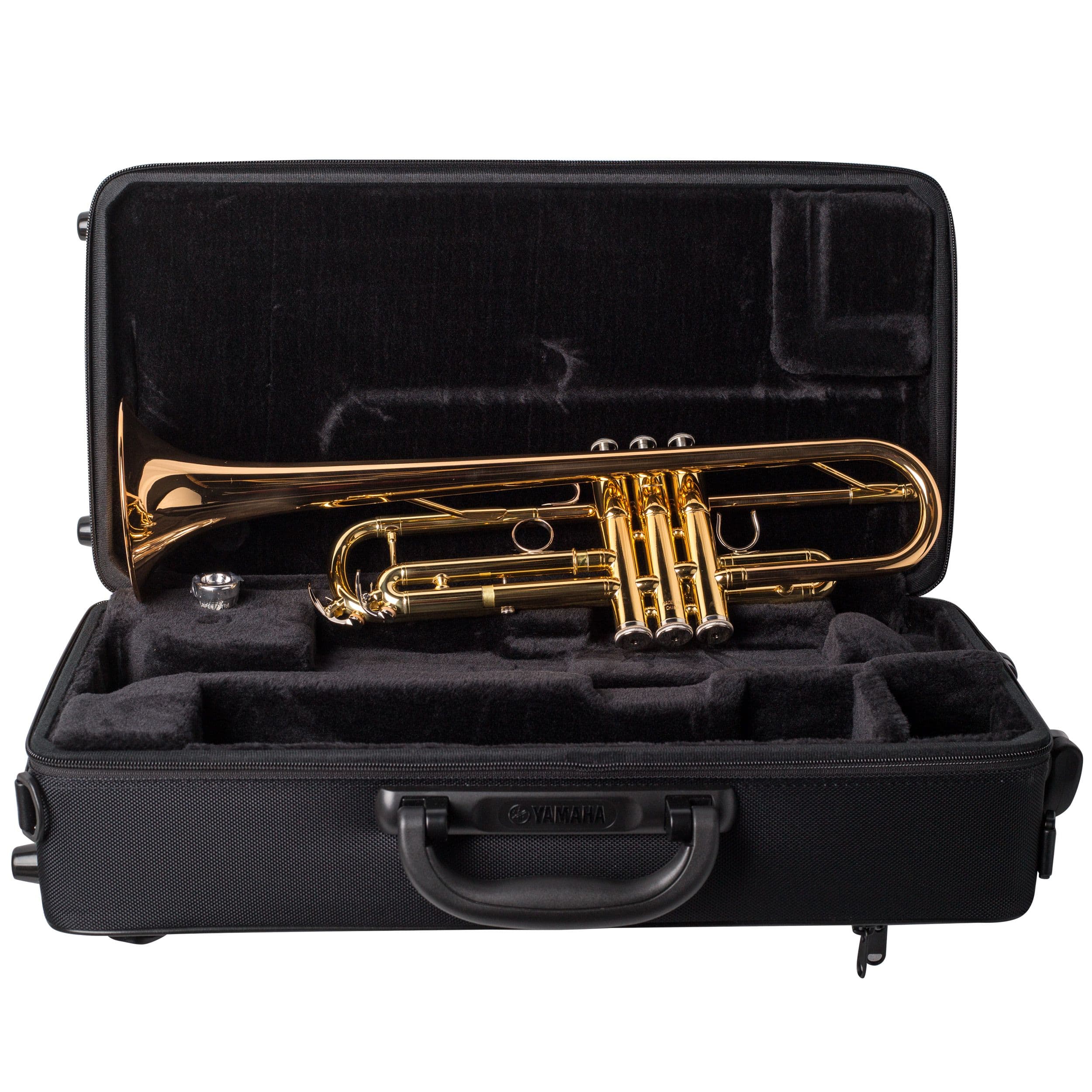Yamaha Intermediate Trumpet In Gold Lacquer Finish — image 1 of 3