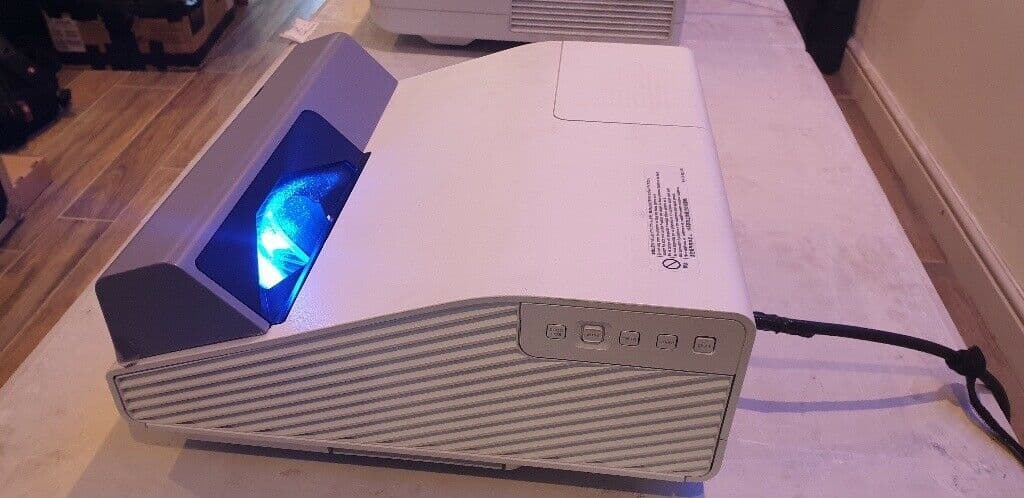 Sony Ultra Projector — image 1 of 6