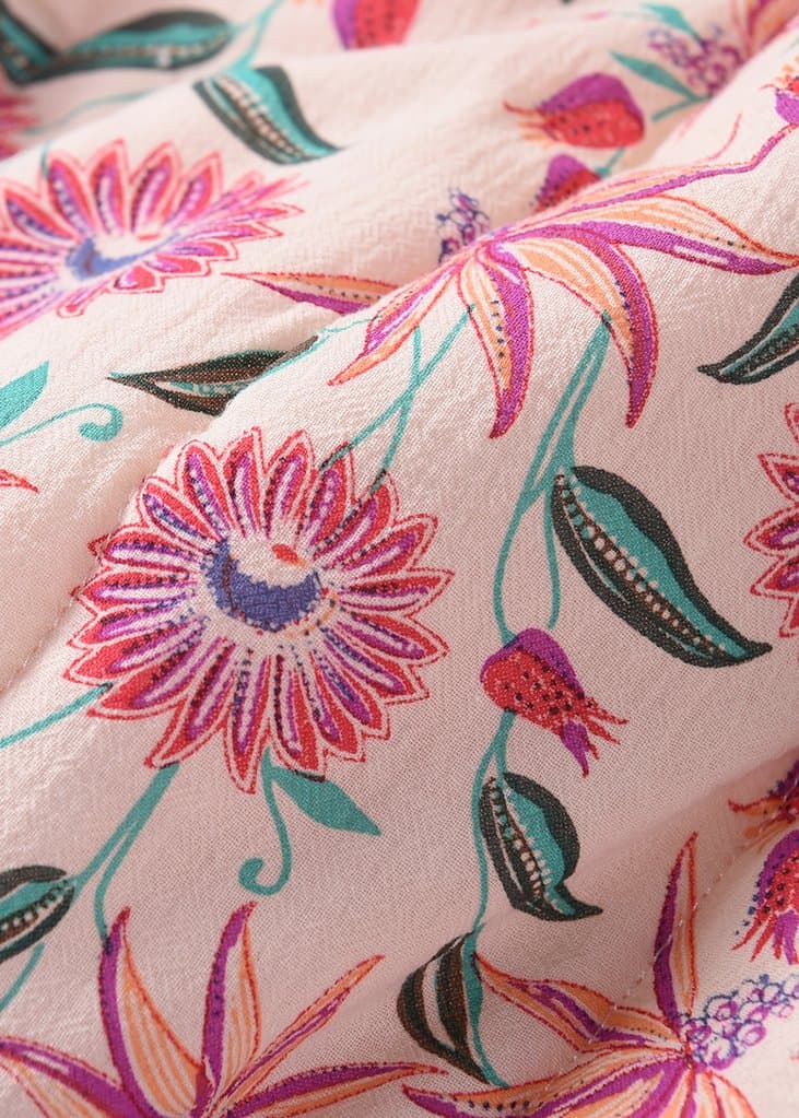 FLORAL QUILTED BLANKET - BLUSH — image 4 of 5