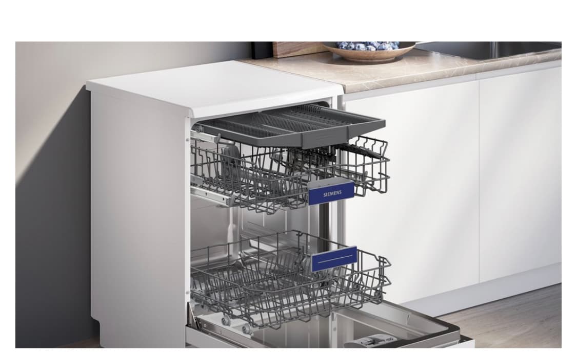 Siemens extraKlasse SN23EW04MG Dishwasher - White - 14 Place Settings — image 2 of 3
