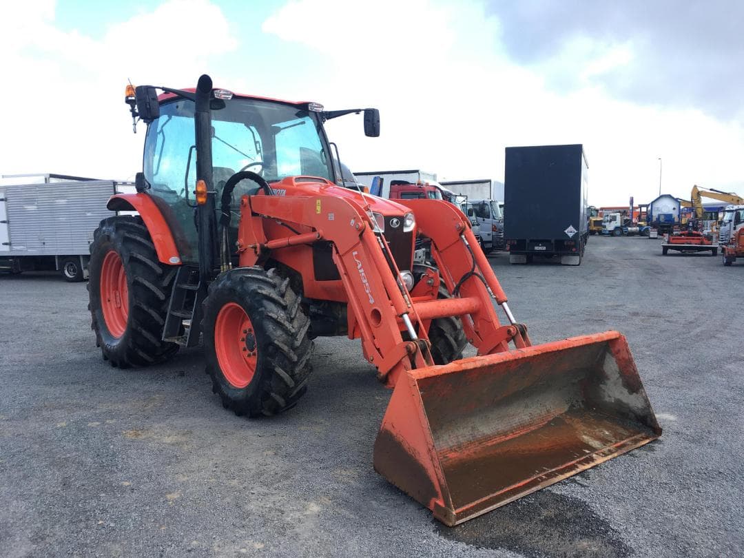 2017 Kubota M110GX Tractor — image 2 of 2