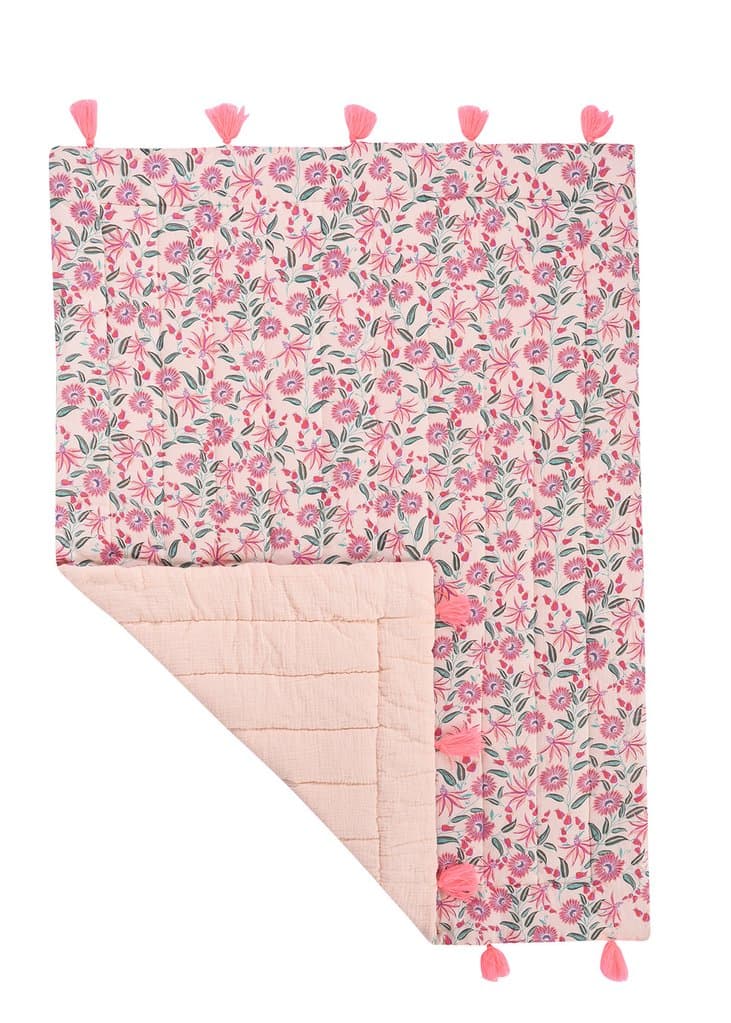 FLORAL QUILTED BLANKET - BLUSH — image 2 of 5