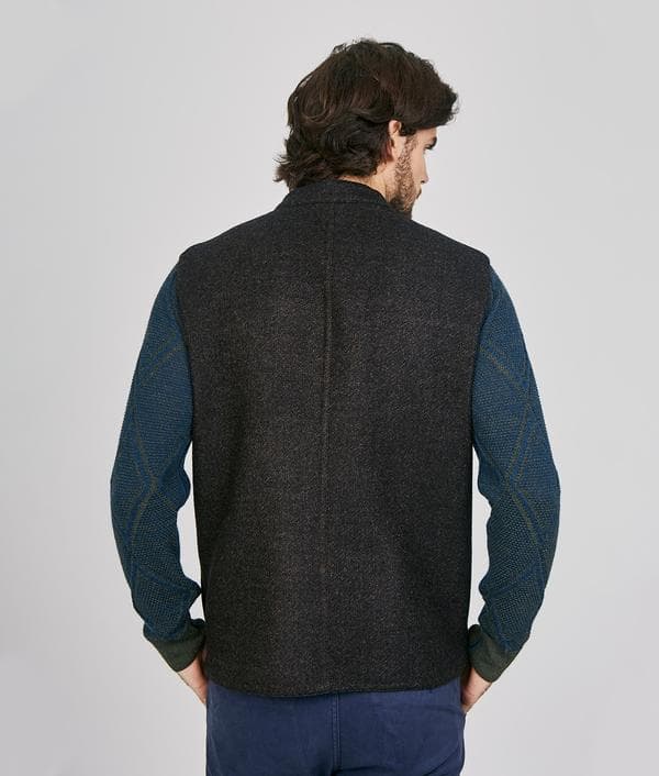 Man vest (Reversible) C002 — image 4 of 5